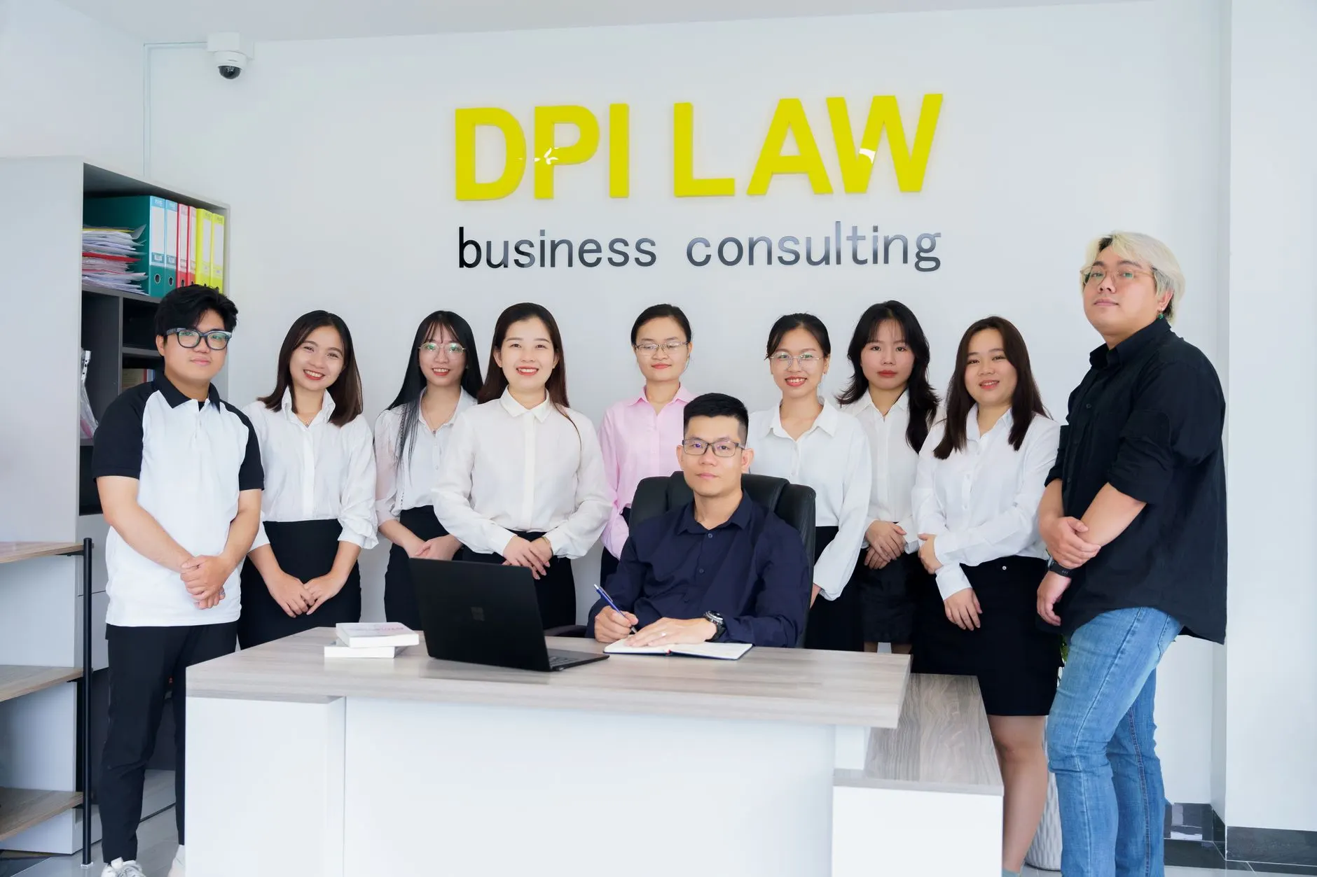 社交媒体运营服务技术解析：话题营销与用户互动增长的核心方法
